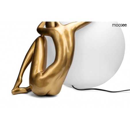 MOOSEE lampa podłogowa UOMO 50 złota