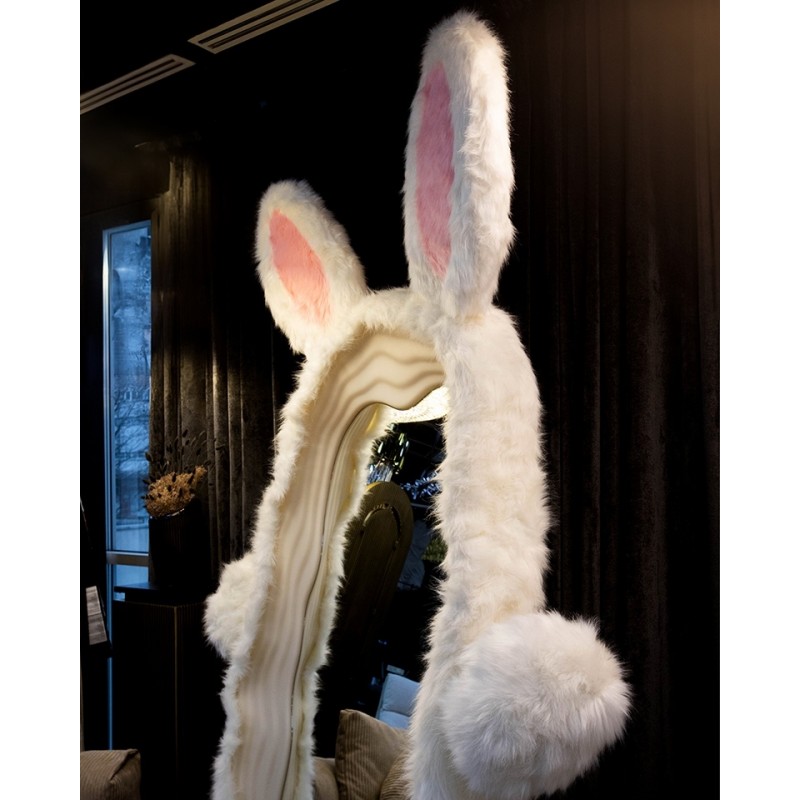 Lustro Stojące Bunny Z Oświetleniem Led   240X150 Cm